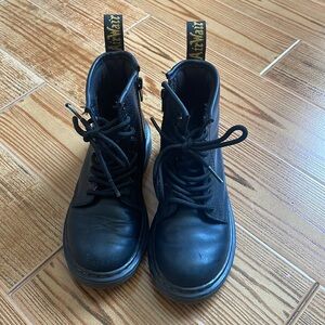 Girls Dr Martens